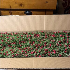Grandin Road Hempstead Berry Garland 6ft. BNIB